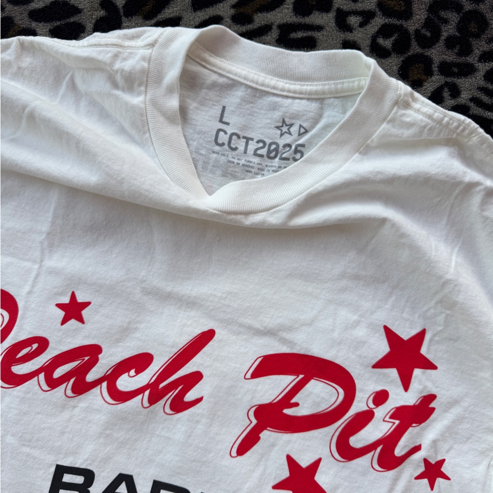 Cowboy Carter x Peach Pit Radio Atlanta Exclusive Tee. Large. New. Rare - Picture 3 of 4